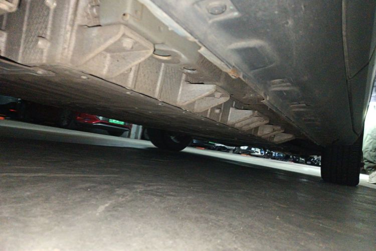 MG EZS Electric 2019 car image #24