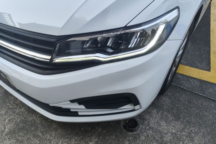 Volkswagen Bora 2020 car image #24