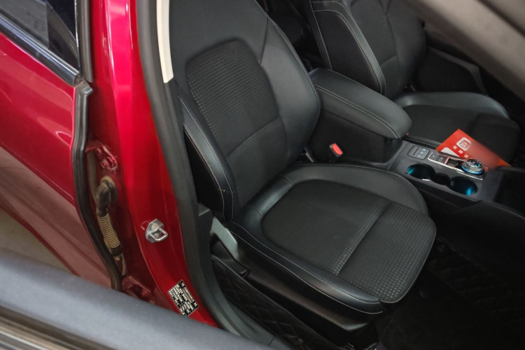 福特 福克斯 2020 汽车图片 #24