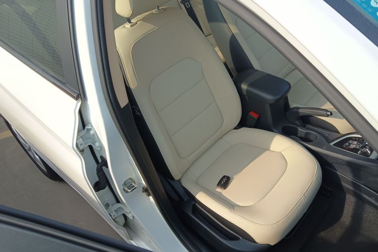 长安 悦翔V7 2017 汽车图片 #24