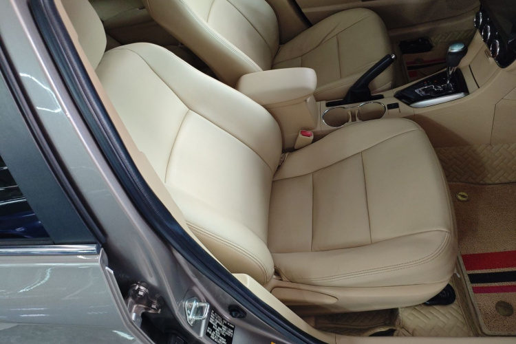Toyota Corolla 2016 #24 Toyota Corolla 2016 car image #24