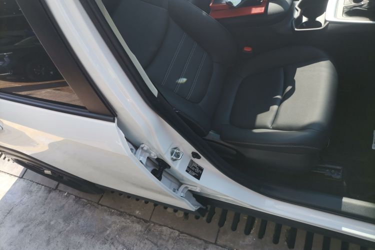 Toyota RAV4 2022 car image #24