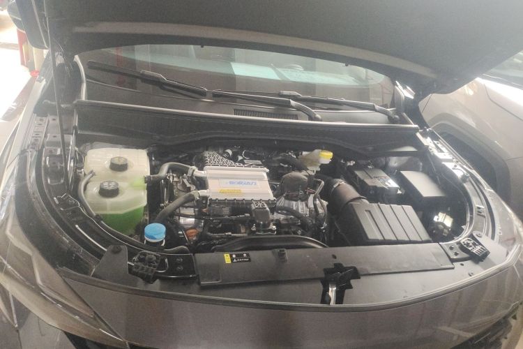 GAC Trumpchi GS3 2025 car image #24