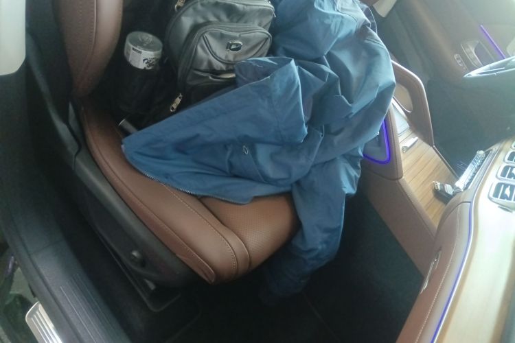 Mercedes-Benz GLE Class New Energy 2023 car image #24