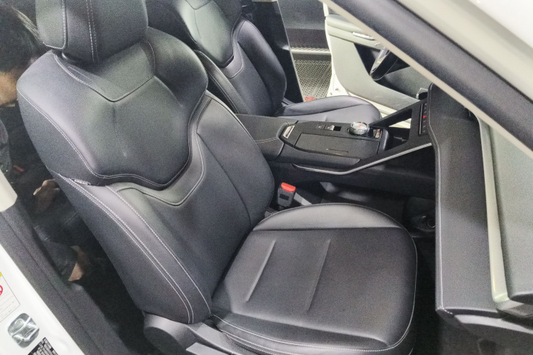 Haval H6 2022 immagine di auto #24