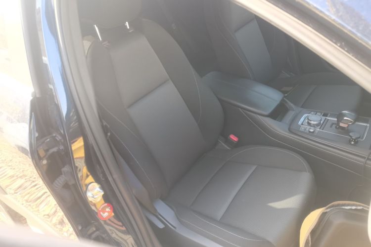 Mazda CX-30 EV 2022 صورة سيارة #24