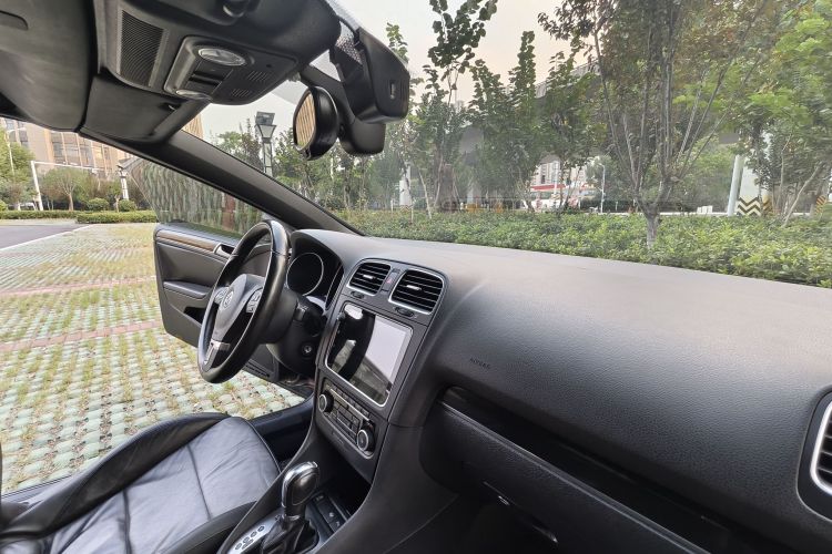 Volkswagen Golf (Imported) 2016 imagem de carro #24