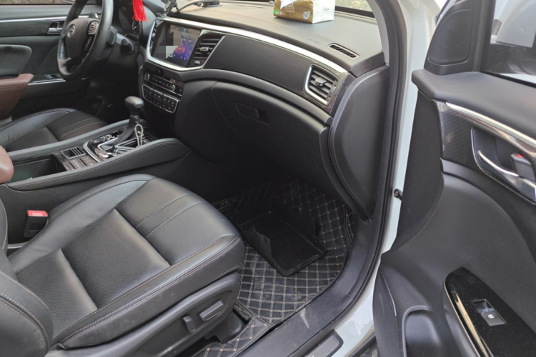 GAC Trumpchi GS7 2019 #24 GAC Trumpchi GS7 2019 car image #24