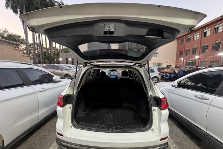 Haval M6 2021 immagine di auto #24