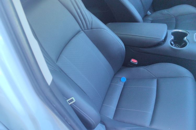 Toyota Harrier 2021 immagine di auto #24