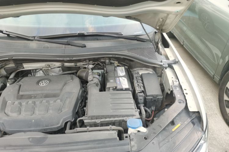 Volkswagen Tiguan L 2018 #24 Volkswagen Tiguan L 2018 car image #24