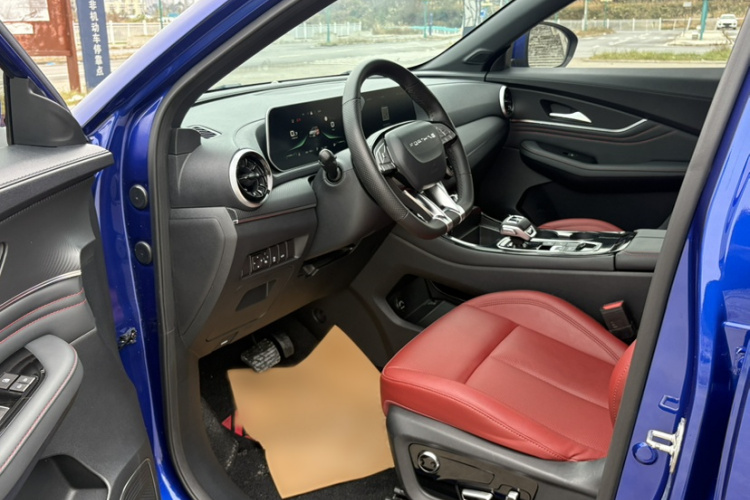 Forthing T5 EVO 2021 car image #24
