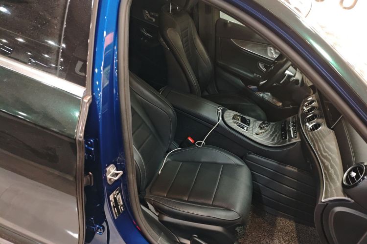 Mercedes-Benz E Class 2021 car image #24