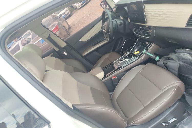 BYD Song MAX New Energy 2023 car image #24