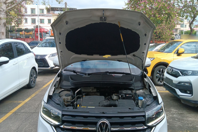 Volkswagen Tacqua 2021 car image #24