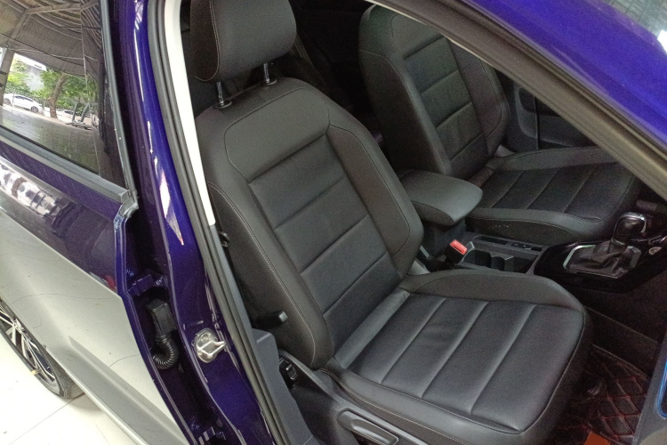 T-Roc 2020 #24 T-Roc 2020 car image #24