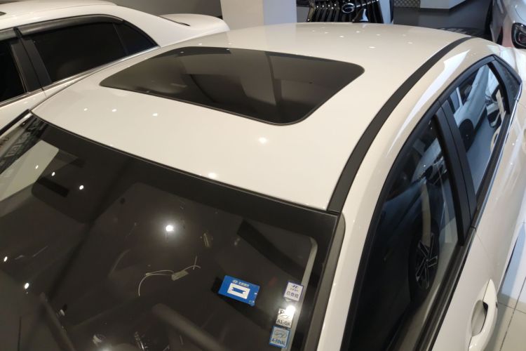 Hyundai Elantra 2025 car image #24