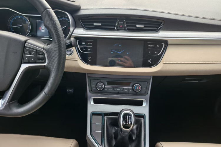 帝豪 2018 汽车图片 #24