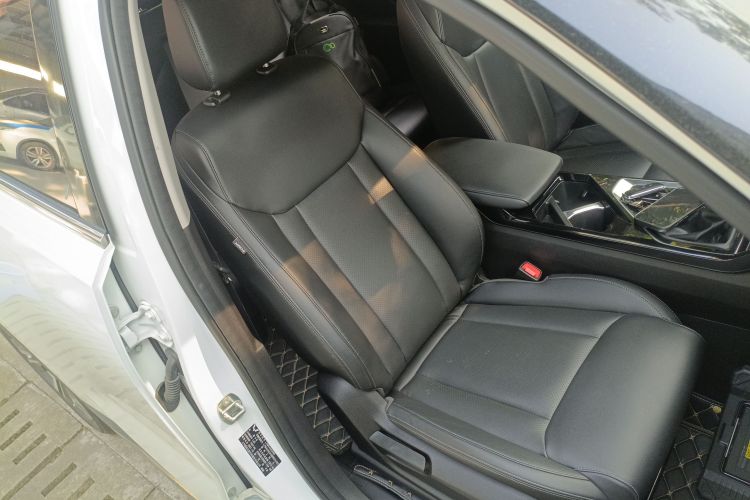 Wuling Asta 2021 #24 Wuling Asta 2021 изображение автомобиля #24