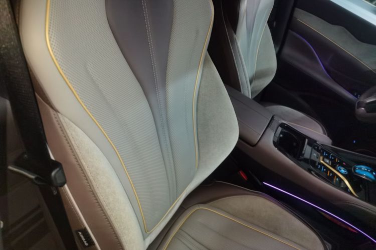 BYD Frigate 07 2023 #24 BYD Frigate 07 2023 car image #24