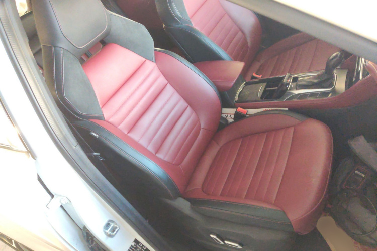 MG HS 2019 car image #24