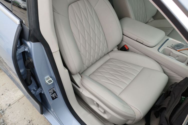 哪吒汽车 哪吒S猎装 2025 #24 哪吒汽车 哪吒S猎装 2025 汽车图片 #24