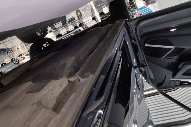 Audi Q5L Sportback 2021 immagine di auto #24