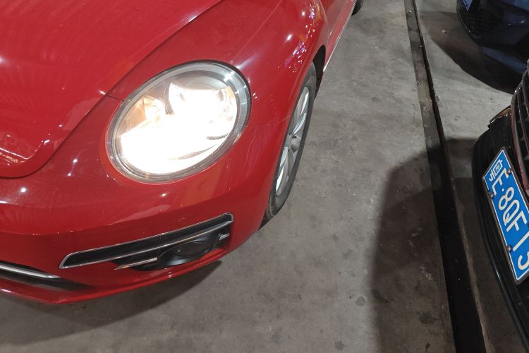 Volkswagen Beetle 2018 immagine di auto #24