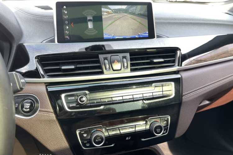 BMW X2 2020 immagine di auto #24