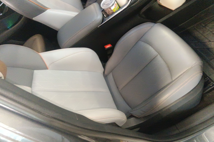 Changan UNI-T 2022 car image #24