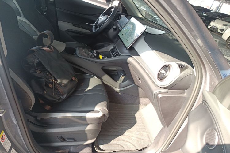 BYD Sea Lion 05 DM-i 2025 image de voiture #24