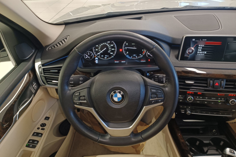 BMW 2015 car image #24
