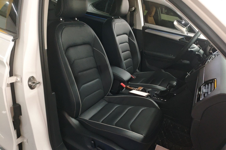 Volkswagen Tiguan L New Energy 2021 #24 Volkswagen Tiguan L New Energy 2021 car image #24