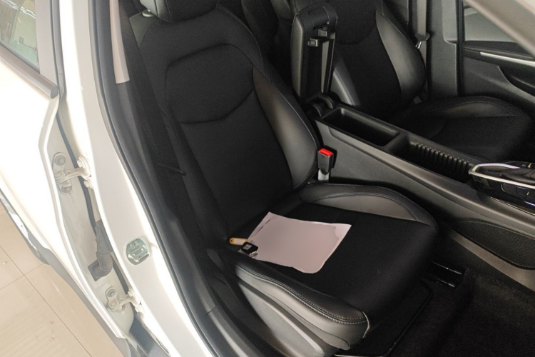 Chevrolet Charm 2023 car image #24