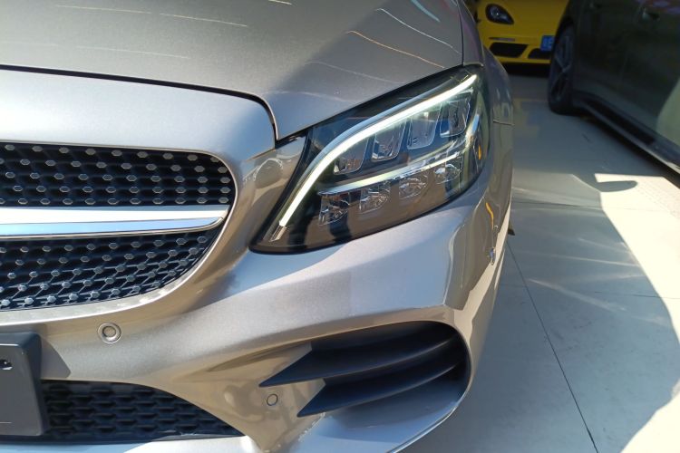 Mercedes-Benz C Class (Imported) 2020 #24 Mercedes-Benz C Class (Imported) 2020 car image #24