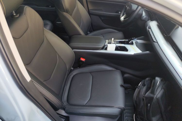 GEELY Emgrand L HiP 2025 car image #24