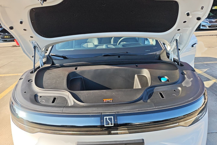 Zeekr 7X 2025 car image #24