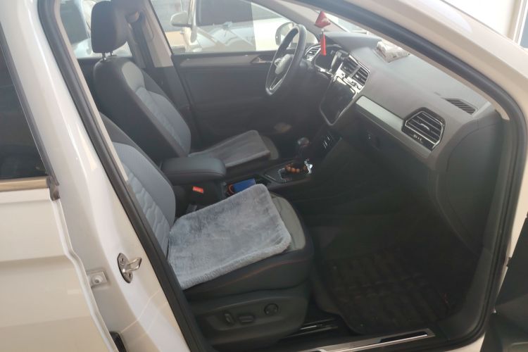 Volkswagen Tiguan X 2021 #24 Volkswagen Tiguan X 2021 car image #24