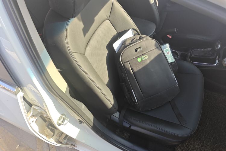 起亚 起亚K3 2016 汽车图片 #24