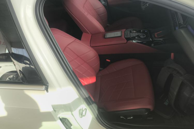 宝马 宝马i5 2025 汽车图片 #24