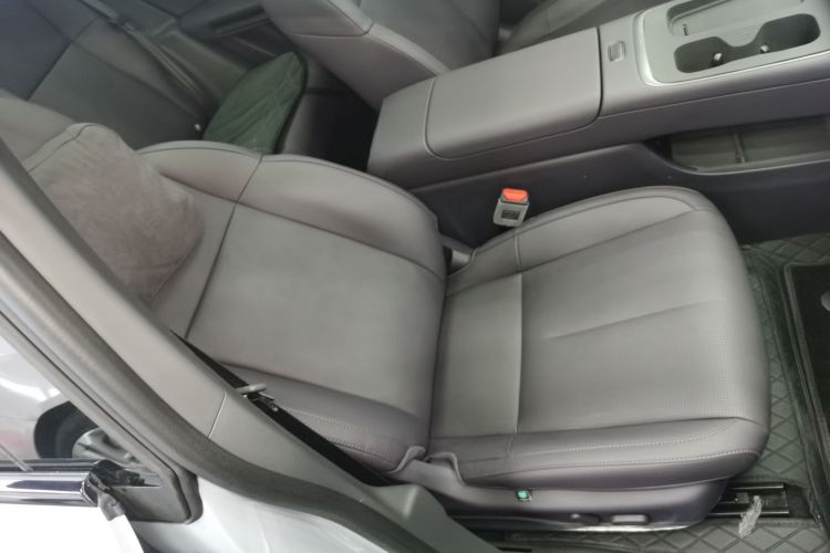 零跑汽车 零跑Lafa5 2025 汽车图片 #24