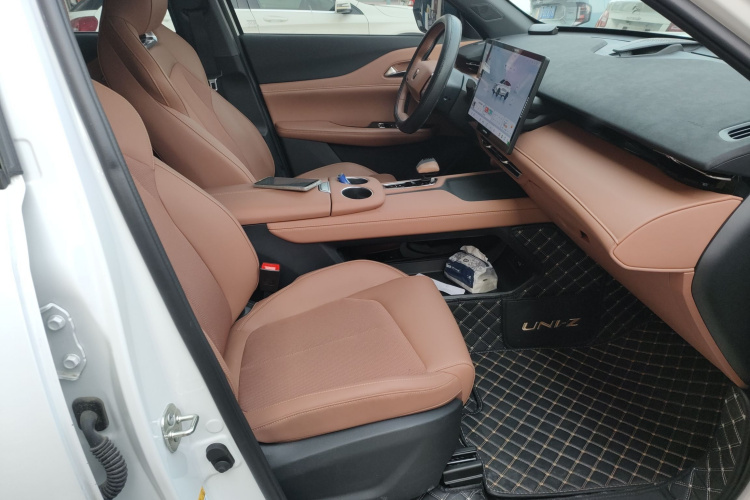 Changan UNI-Z 2025 #24 Changan UNI-Z 2025 car image #24