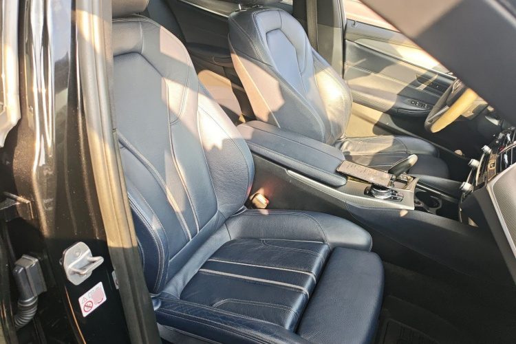 BMW 5 Series (Imported) 2018 #24 BMW 5 Series (Imported) 2018 car image #24