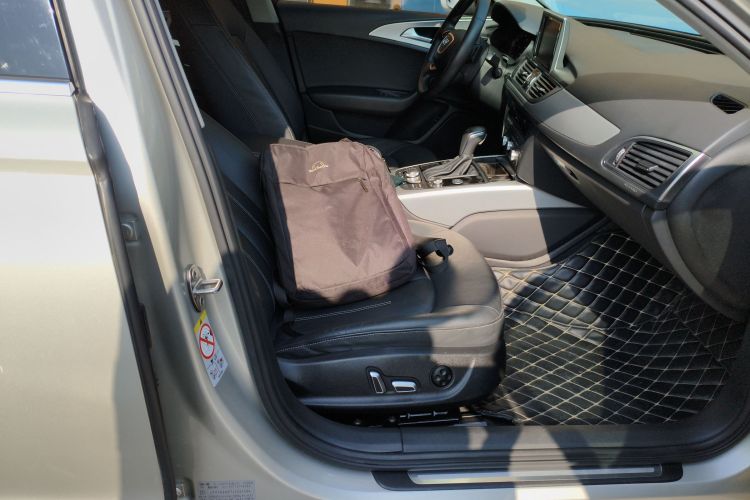 Audi A6L 2018 car image #24