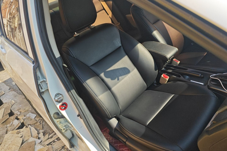 Honda Greiz 2017 صورة سيارة #24