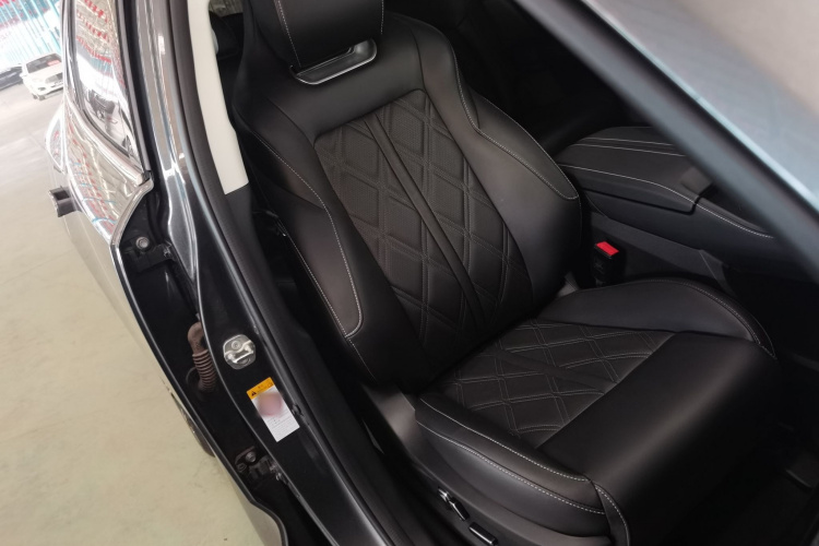 Changan UNI-K iDD 2025 #24 Changan UNI-K iDD 2025 car image #24