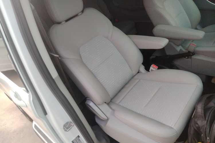 Ford Transit 2025 #24 Ford Transit 2025 car image #24