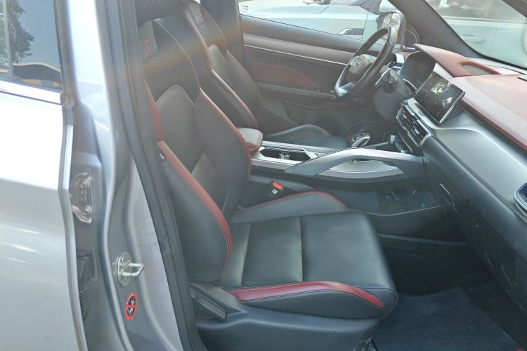 GEELY Coolray 2019 car image #24