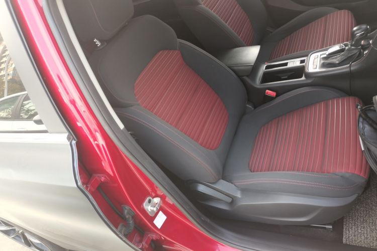 MG 6 2018 car image #24