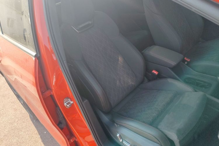 Audi Q5 e-tron 2022 #24 Audi Q5 e-tron 2022 صورة سيارة #24